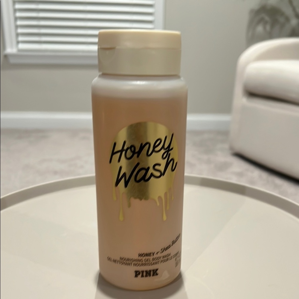 ❌SOLD❌PINK Victoria's Secret Cream Body Wash with Honey Infusion